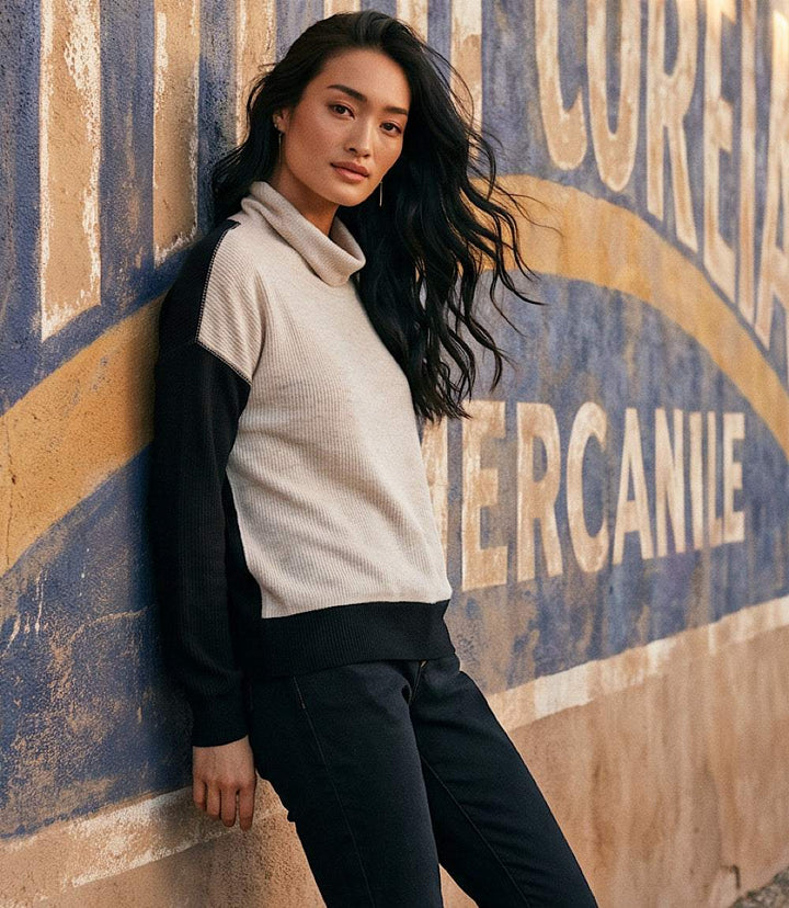 Ribbed Long Sleeve Colorblock Turtleneck Top