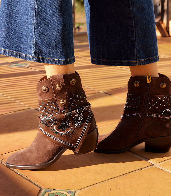 Dolce Vita Mekala Bandana Booties