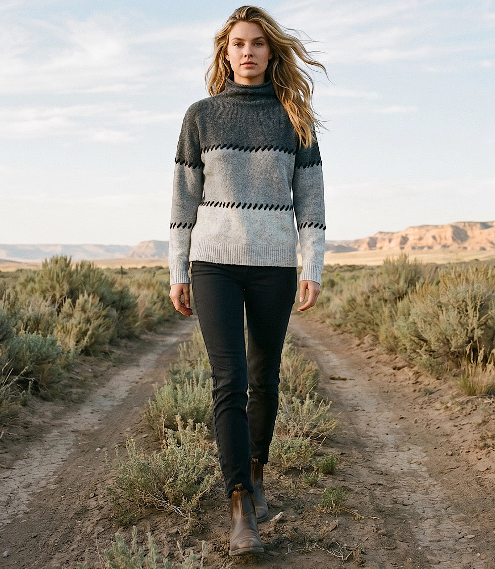 Petite Size Contrast Stitch Mock Neck Colorblock Sweater