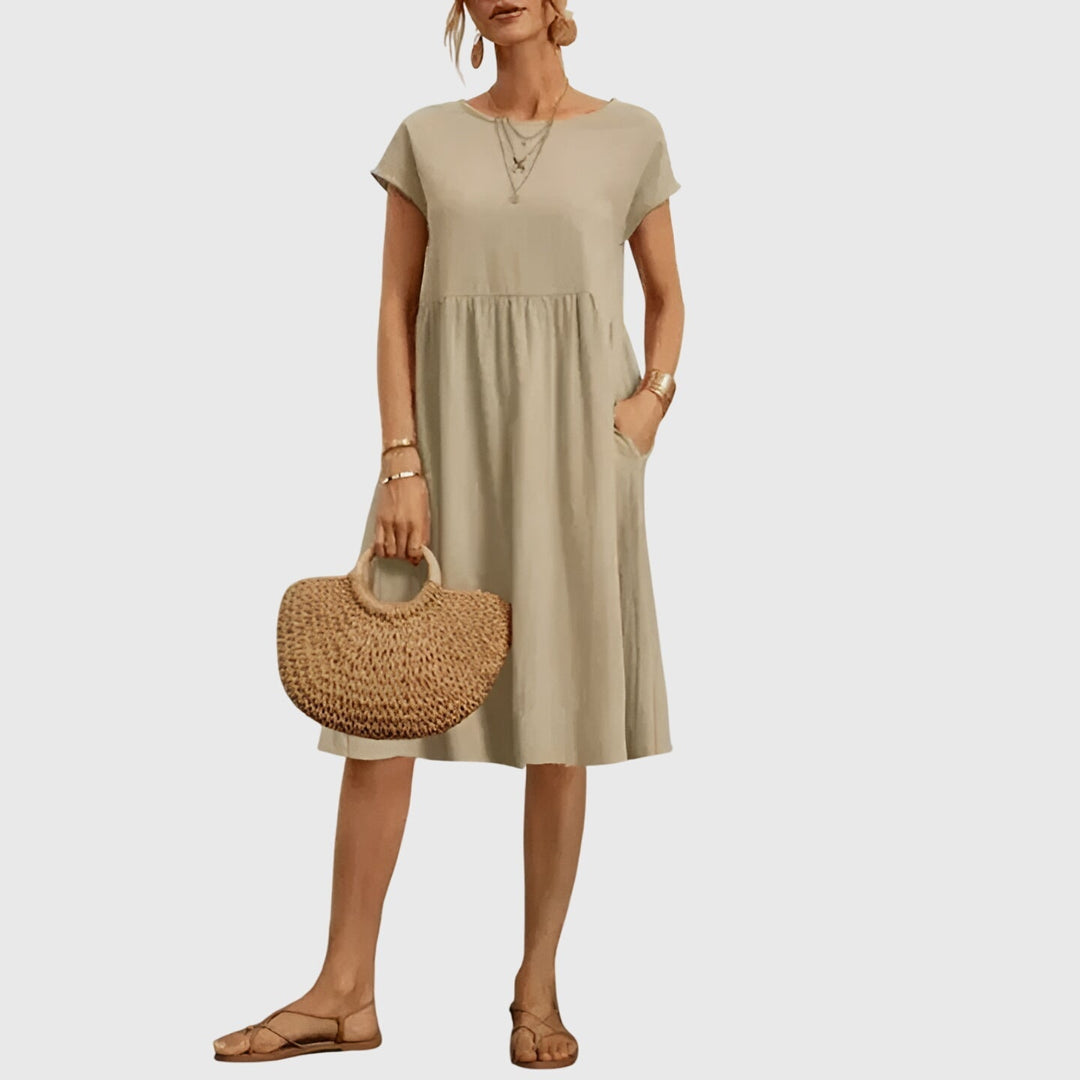 Betty | Casual Mini Dress with Short Sleeves and Pockets