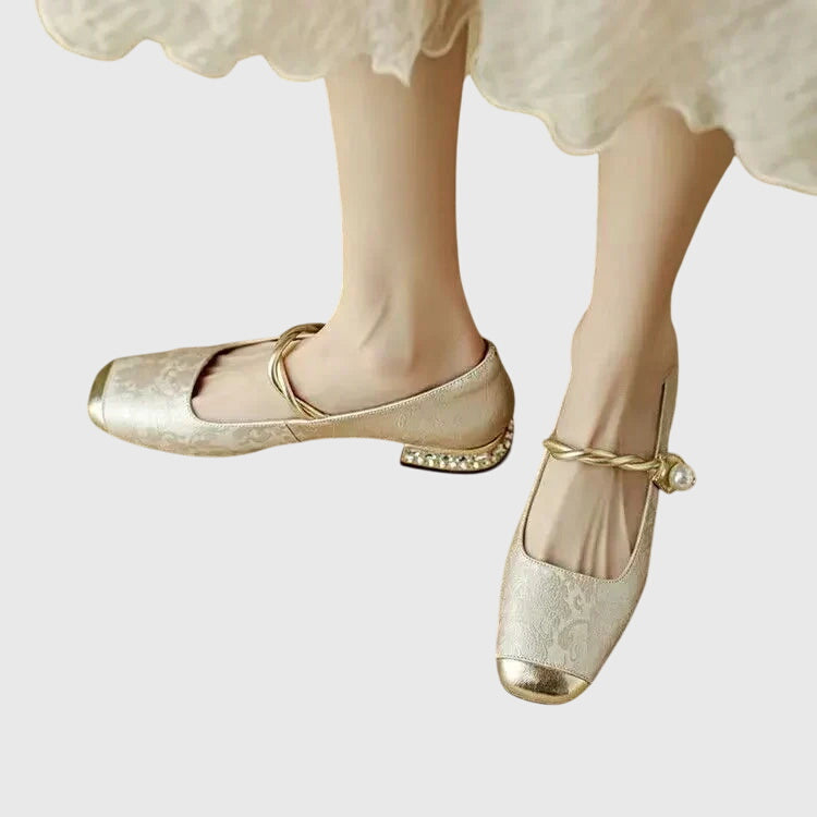 Courtney | Mary Jane Shoes with Embellished Heel and Twisted Strap