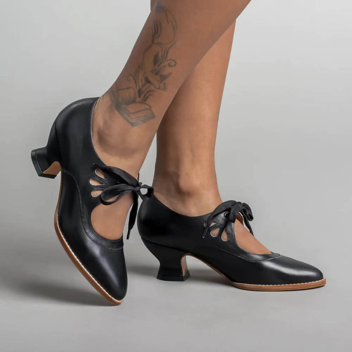 Darlene | Mary Jane Shoes with Strap and Cutout Detail