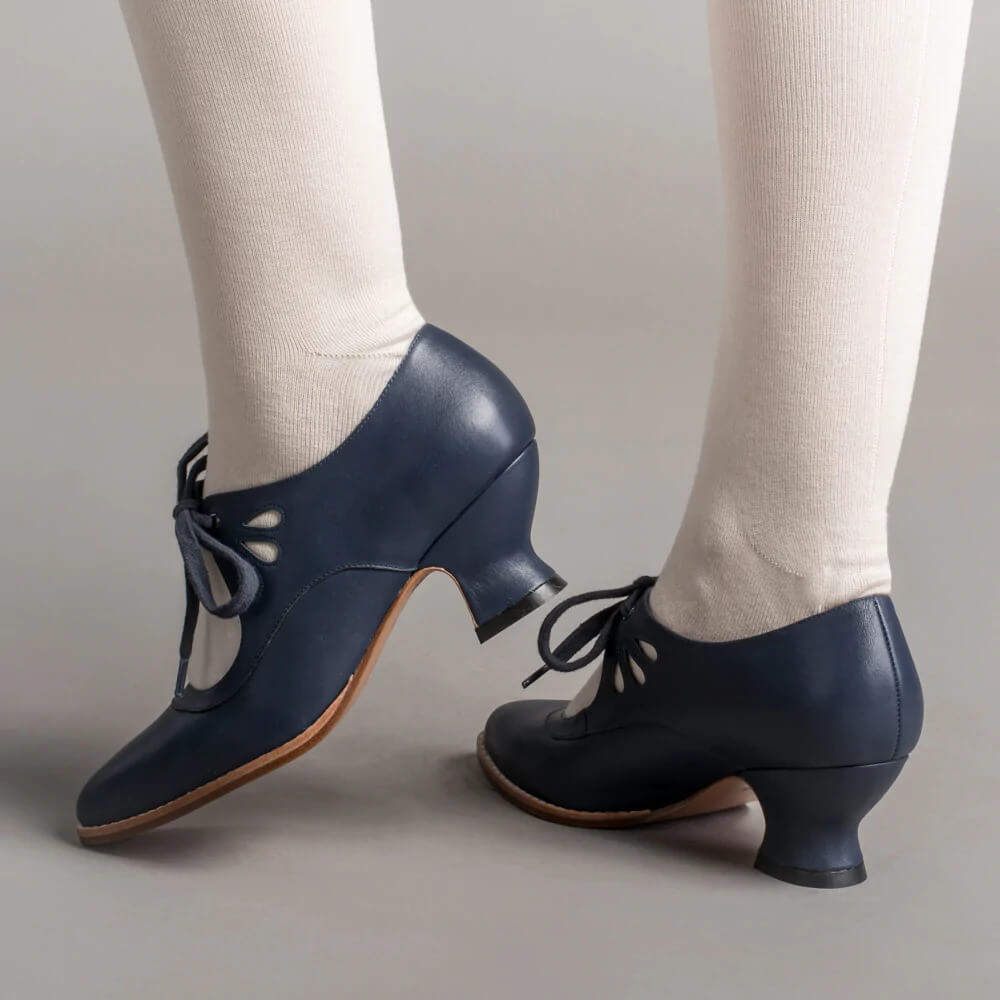 Darlene | Mary Jane Shoes with Strap and Cutout Detail