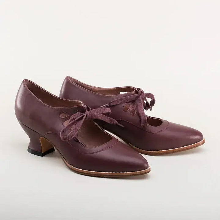Darlene | Mary Jane Shoes with Strap and Cutout Detail