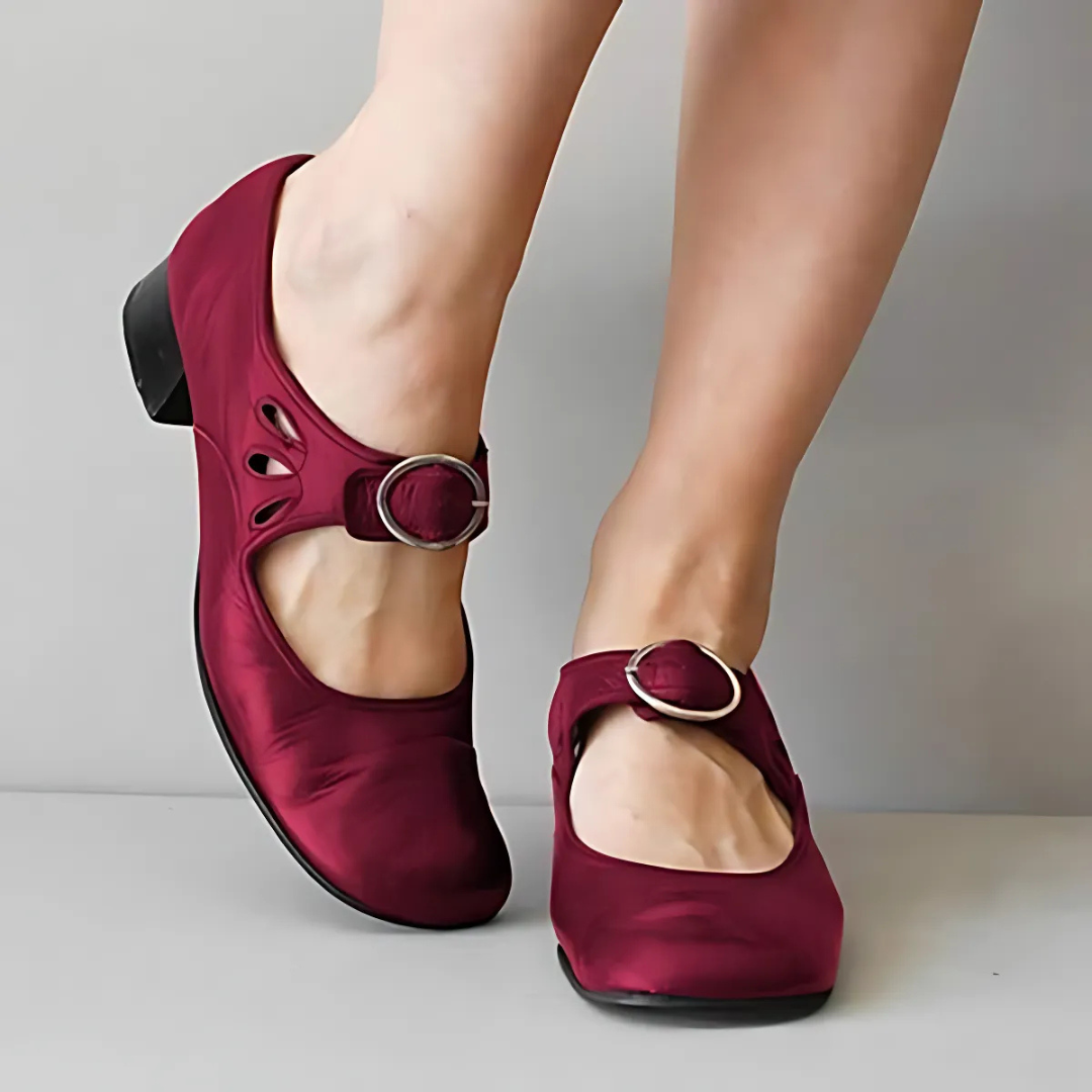 Erica | Mary Jane Shoes with Buckle Strap and Block Heel