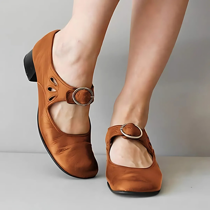 Erica | Mary Jane Shoes with Buckle Strap and Block Heel