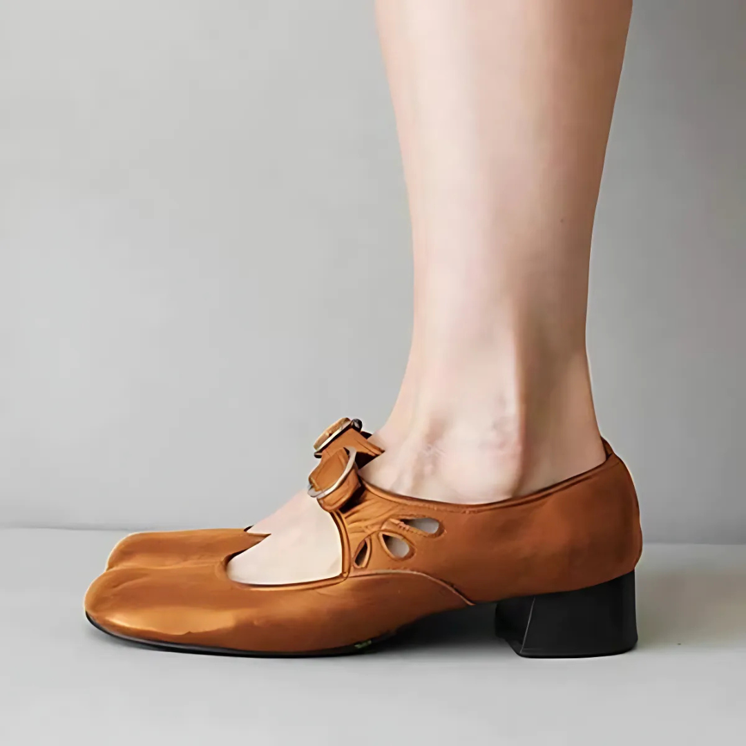 Erica | Mary Jane Shoes with Buckle Strap and Block Heel