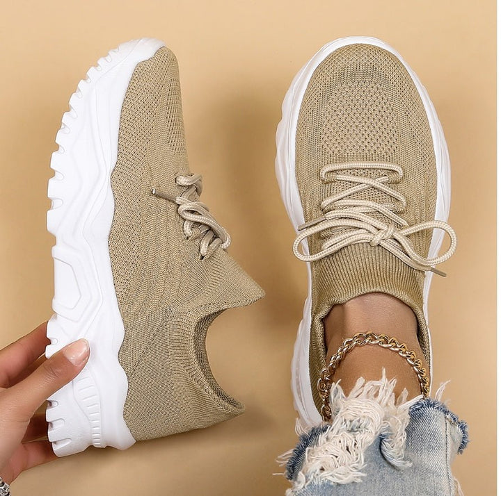 Gloria | Sneakers with Lace-Up Closure and Chunky Sole