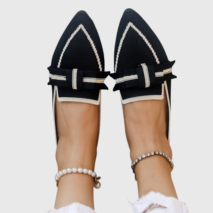 Helene | Flat Loafers with Bow Detail and Pointed Toe