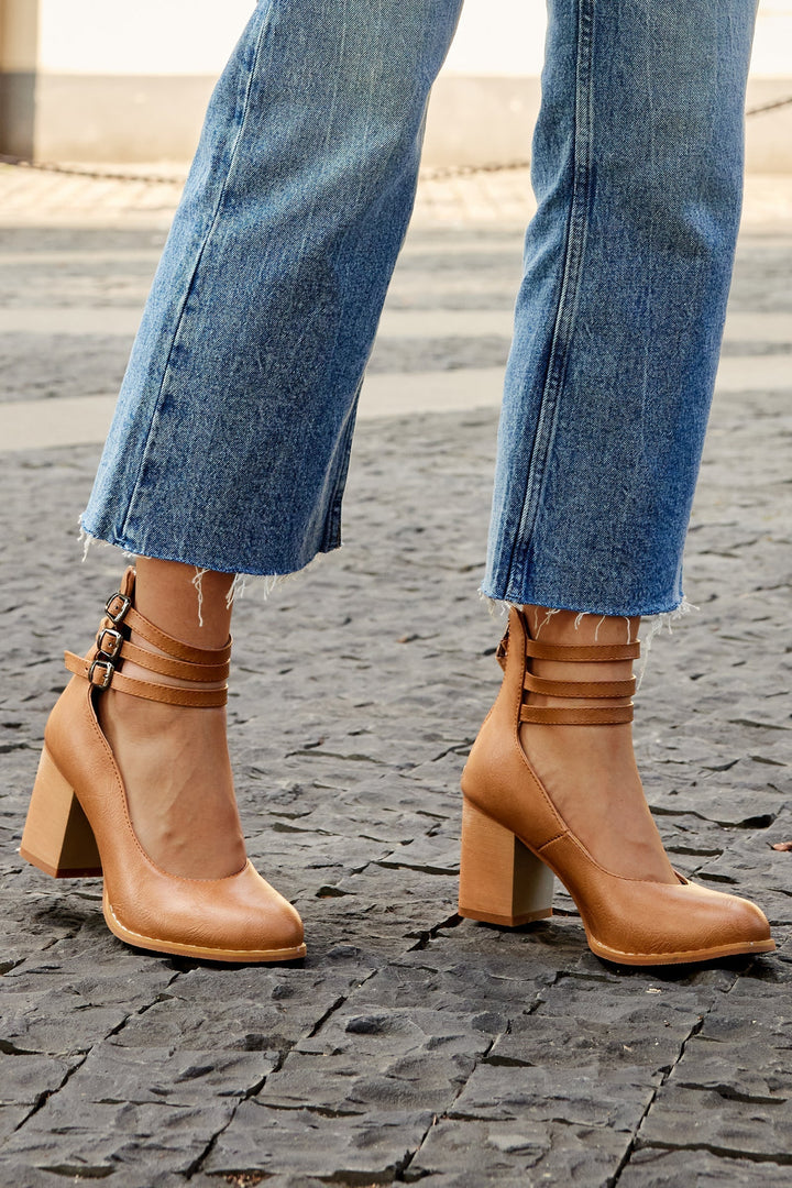 Iris | Block Heel Sandals with Ankle Strap and Buckle Closure