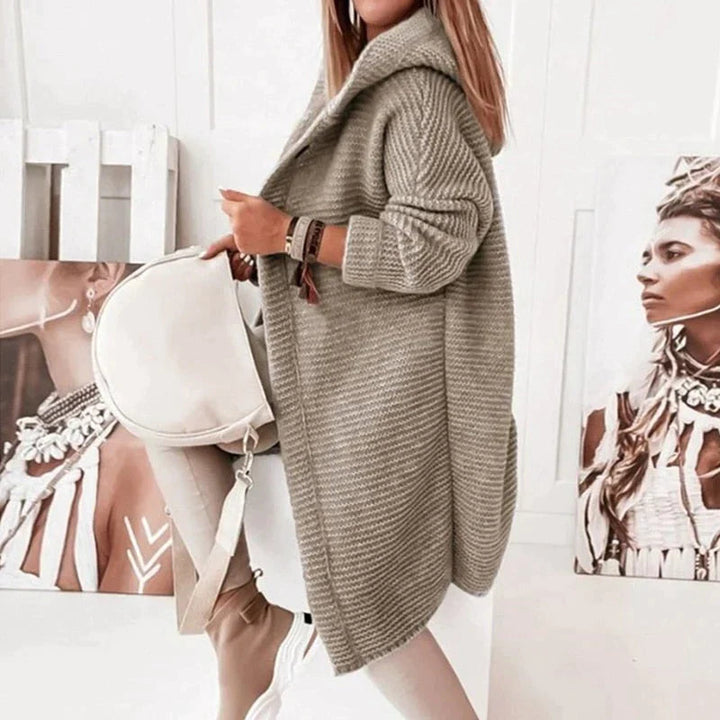 Linda | Hooded Cardigan with Button Closure and Ribbed Knit