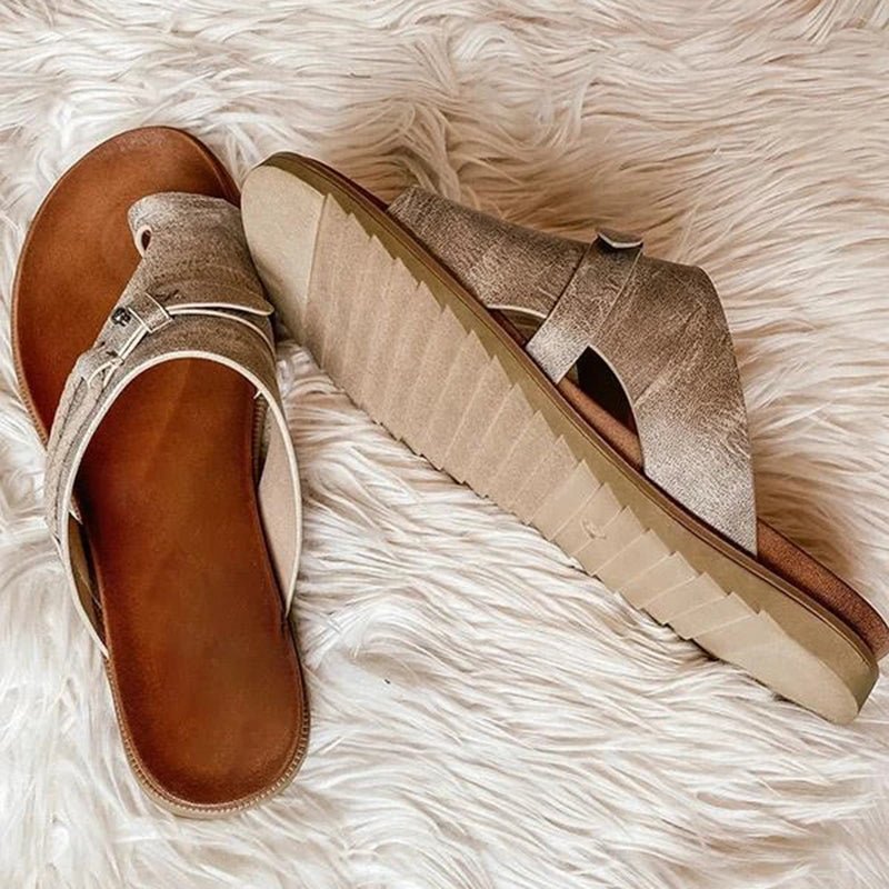 Mary | Orthopedic Sandals with Toe Loop and Adjustable Strap