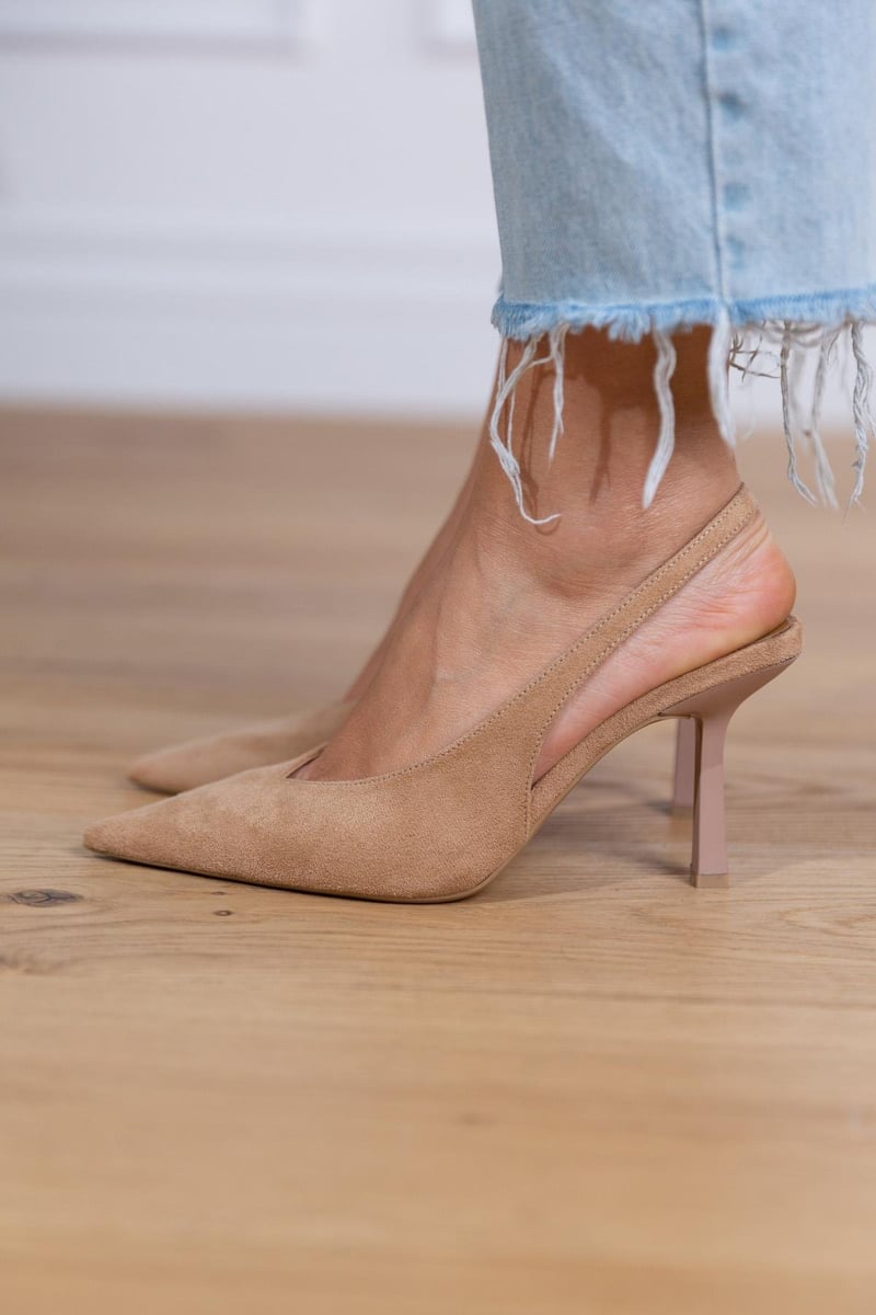 Maxine | Slingback Heels with Pointed Toe and Kitten Heel