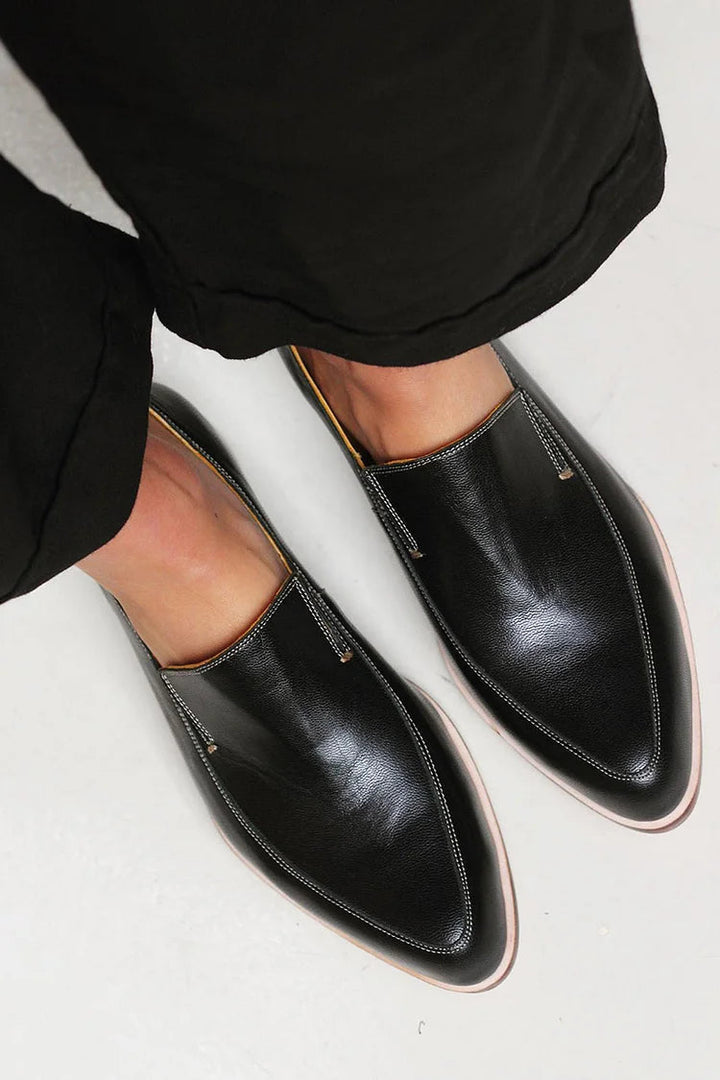 Olivia | Minimalist Loafers with Pointed Toe and Slip-on Style