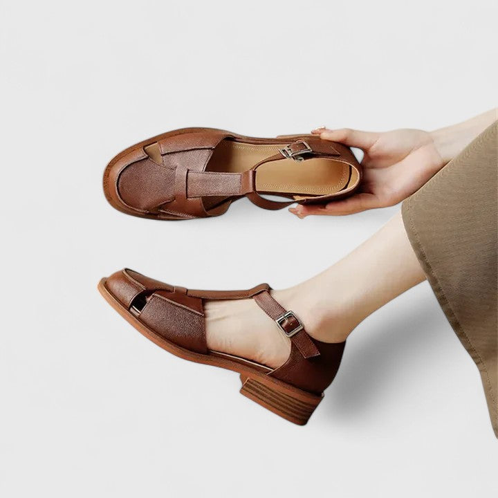 Rosalie | Mary Jane Shoes with T-Strap and Buckle Closure