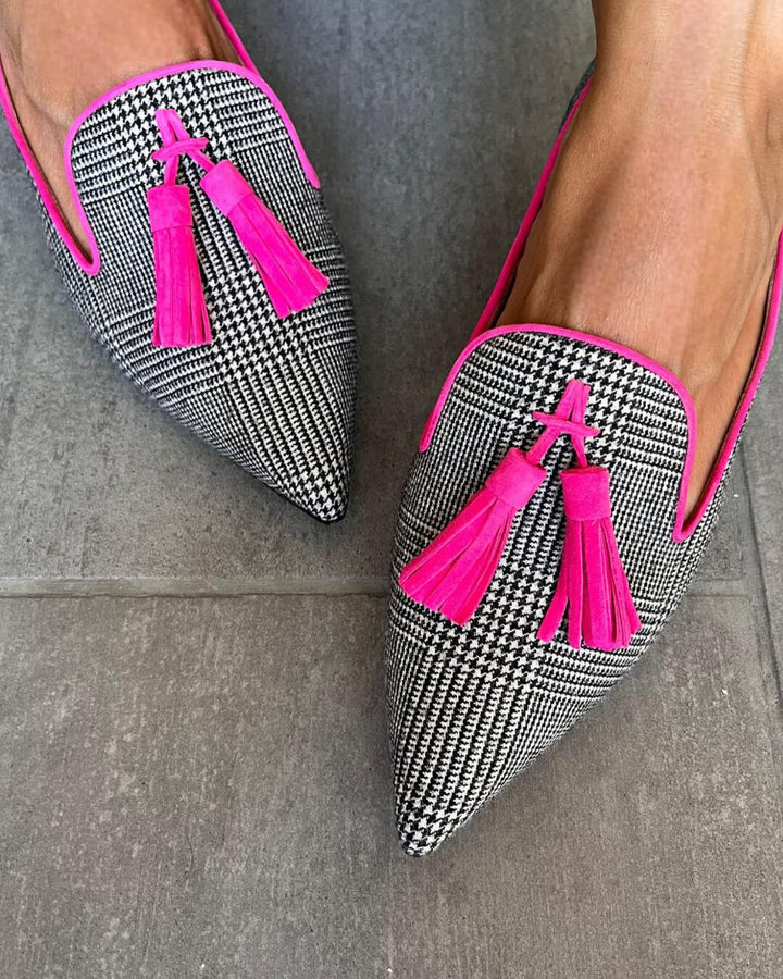 Vera | Loafers with Tassel Detail and Pointed Toe