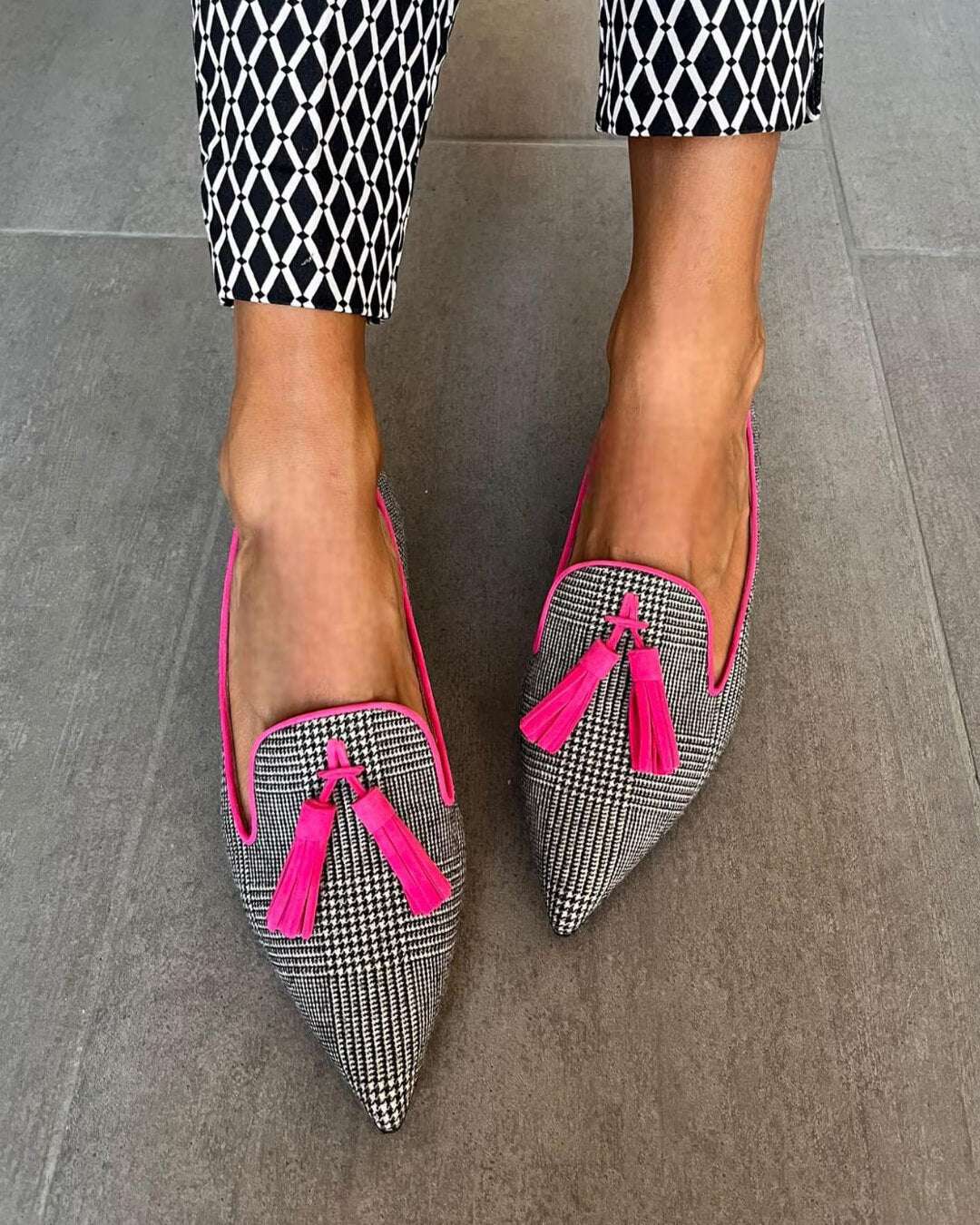 Vera | Loafers with Tassel Detail and Pointed Toe
