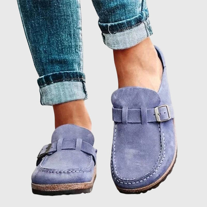 Vicki | Clogs with Buckle Strap and Contoured Sole